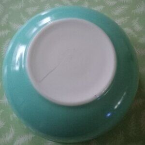 Pyrex aqua bowl 404 4QT